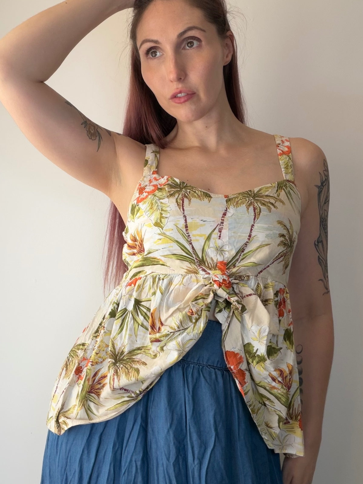 Hawaiian Holiday strappy Top Tropical Floral Tie Front Summer Top Size 10