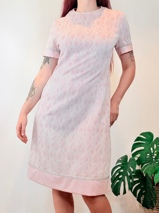Vintage 1960s Sheath Dress Pink Short Sleeve Dress With Silver Trim Size 14