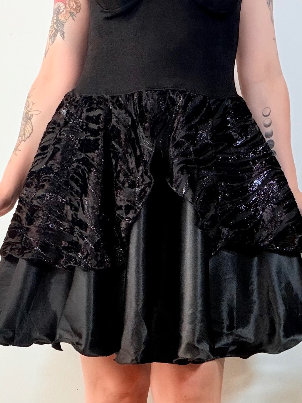 Vintage 1980s Party Dress Black Velvet & Satin Babydoll Moulded Cup Bust Size 12