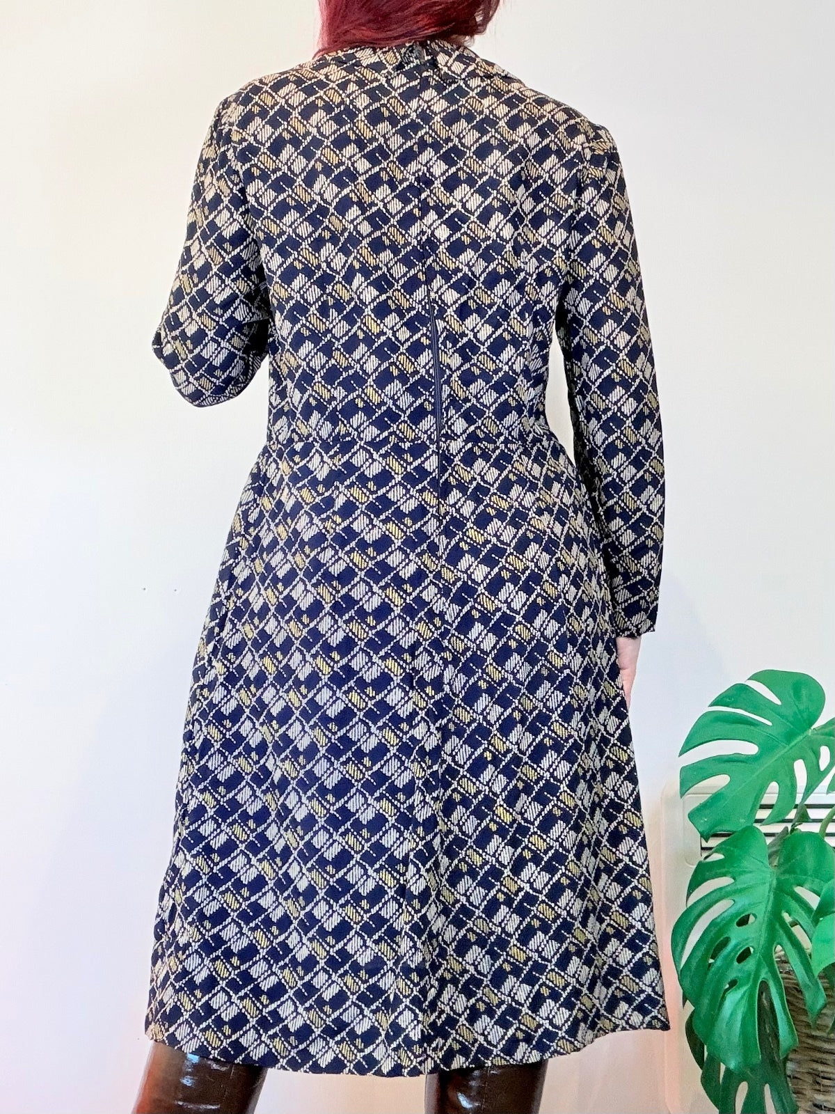 Vintage 1970s Shirt Dress Navy and Beige Patterned Long Sleeve Dress Size 16