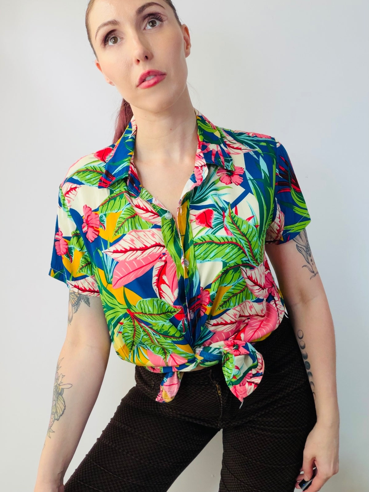 Hawaiian Shirt Size 14 Tropical Print Short Sleeve Button-Up Blouse Holiday top