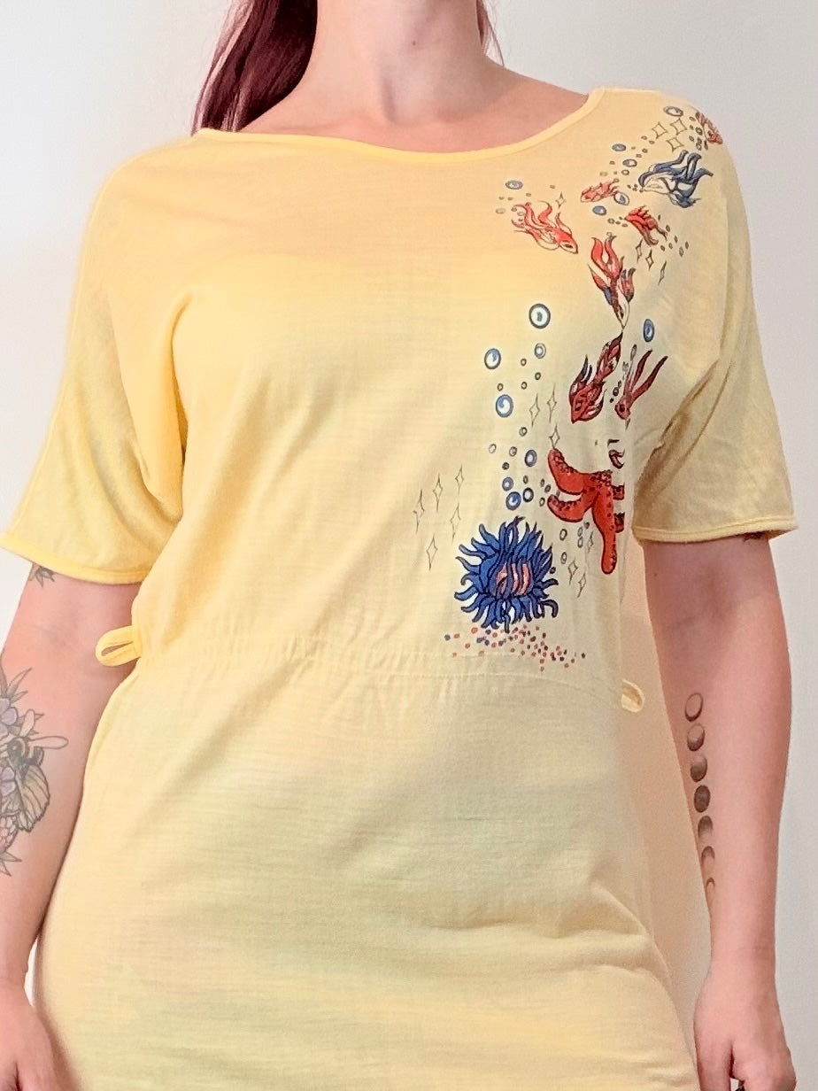 Vintage 1980s Summer Dress Yellow Midi Dress with Retro Fish Print Size 12 to 14
