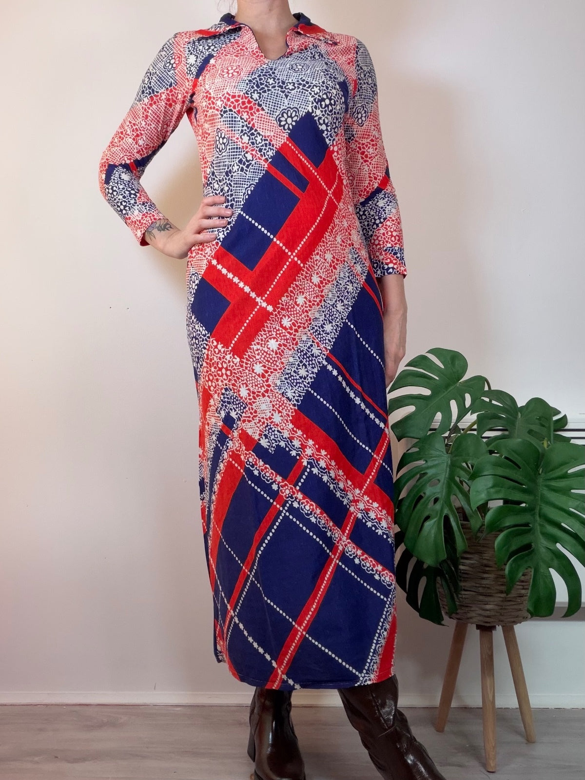 Vintage 1970s Dress Long Sleeve Maxi Dress in Bold Red and Navy Plaid Size 10 12