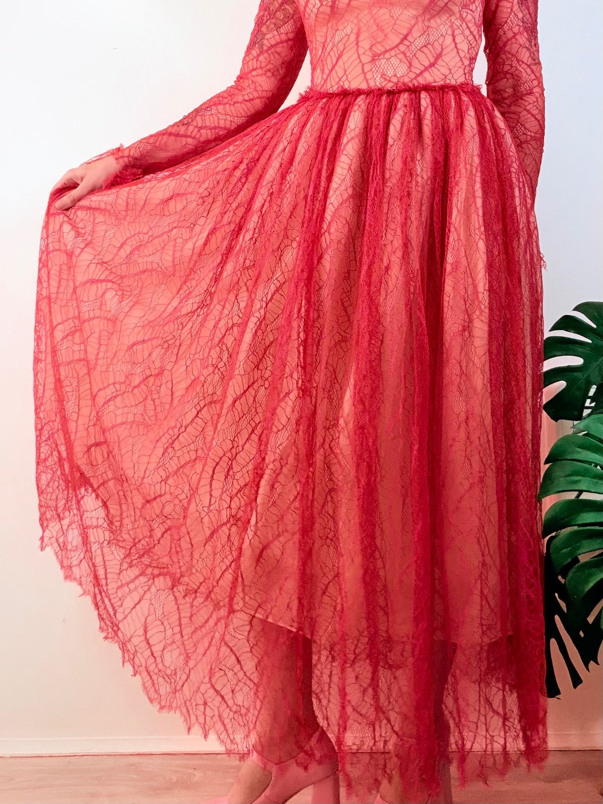 Vintage 1980s cocktail Dress Red Lace Off-Shoulder Maxi Dress Size 10