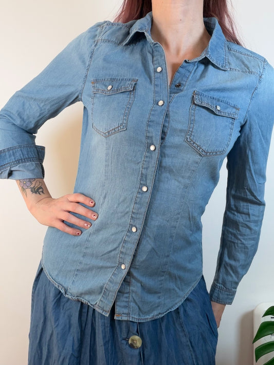 Vintage Fitted Denim Shirt with Brown Elbow Patches Long Sleeve Size 12 to 14