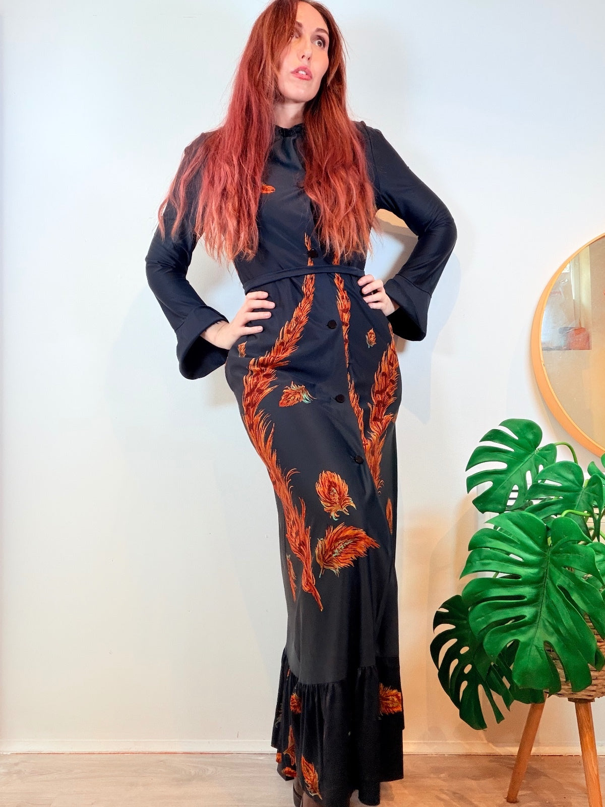 Vintage 1970s Maxi Dress Feather Print Flared Sleeves Black Button Size 10 12