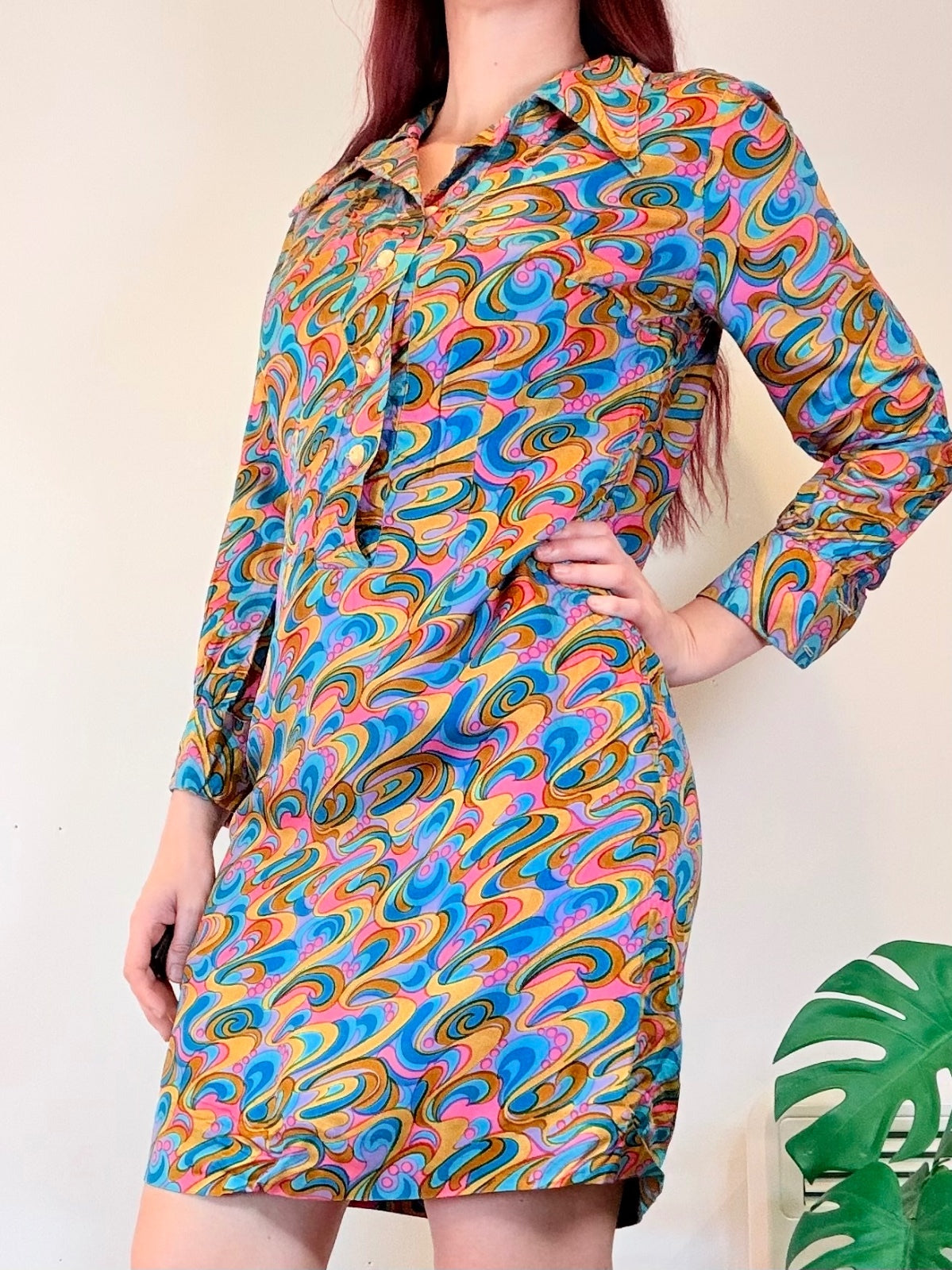 Vintage 1960s Gogo Dress Psychedelic Swirl Mini Dress Size 14