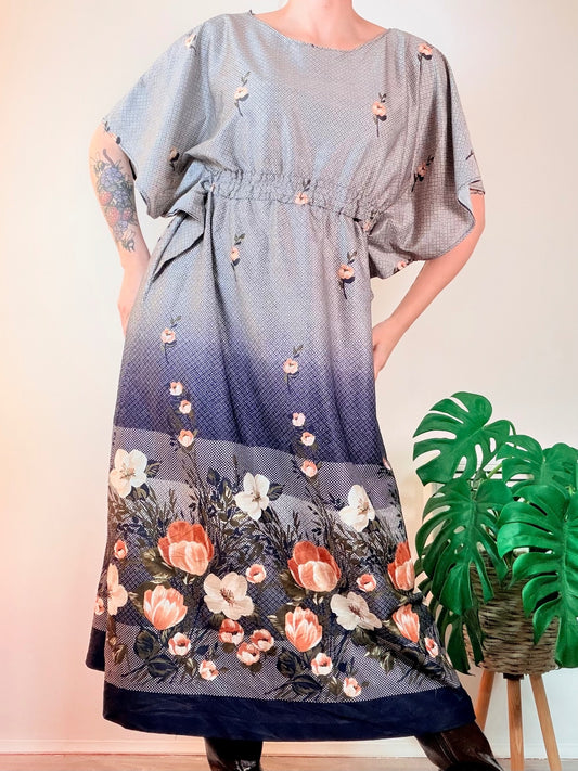 Vintage 1970s Kaftan Dress Hippie Floral Midi with Batwing Sleeves Size 10