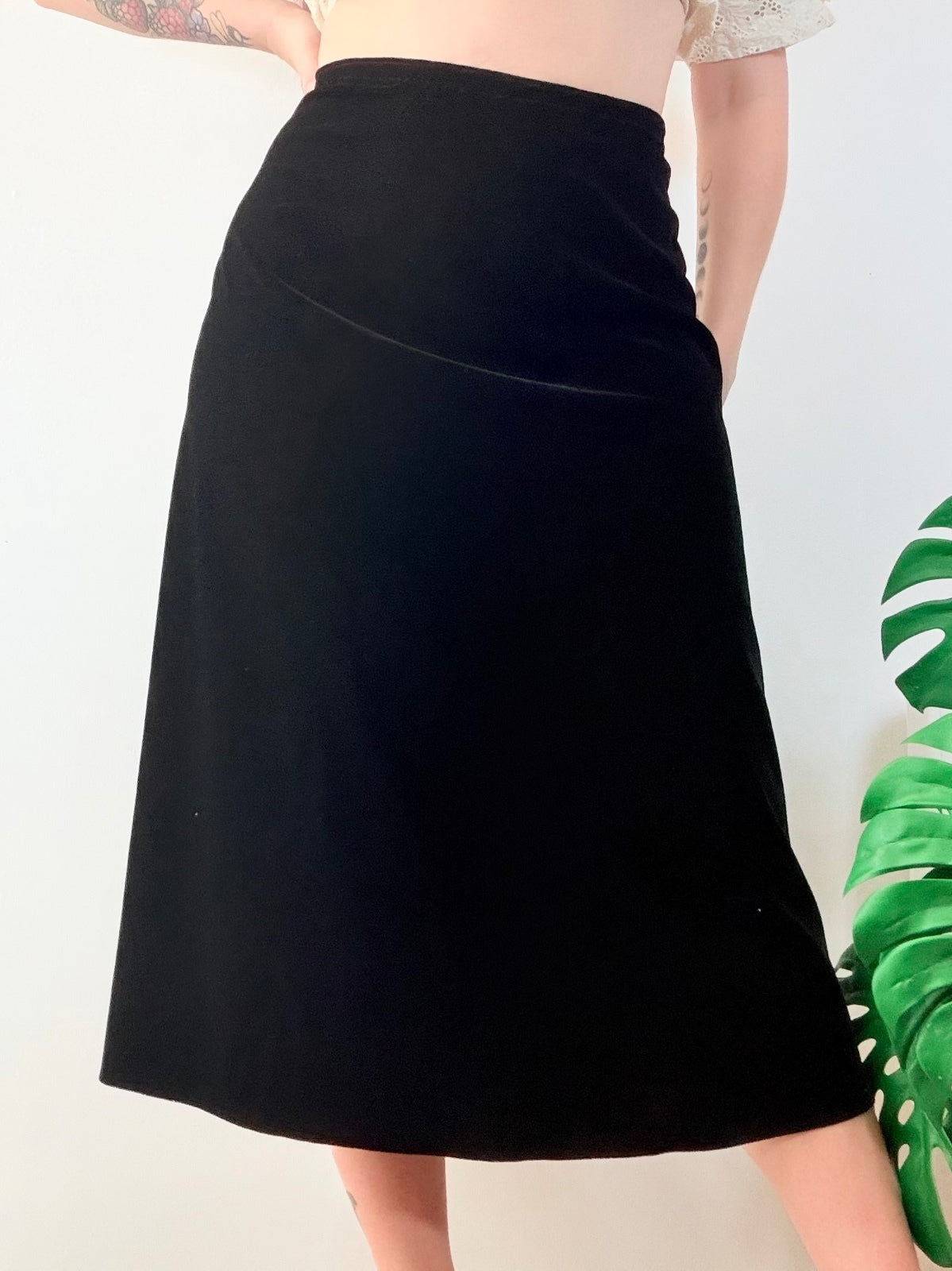 Vintage Black Velvet Skirt Midi A line Whimsigoth style size 18