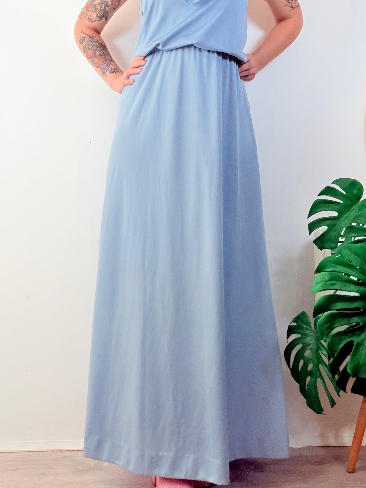 Vintage Maxi Dress Long summer with Ruffle Detail and Spaghetti Straps Size 10