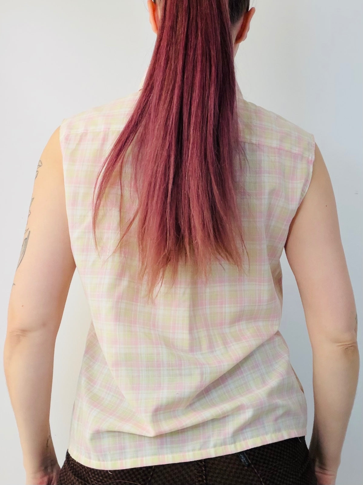 Vintage 1980s Sleeveless Top Pastel Plaid Button-Up Shirt with Tie Front Size 14