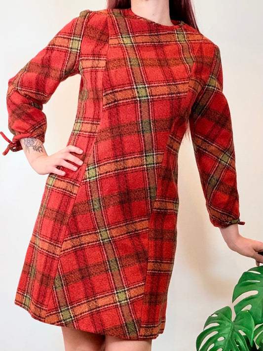 Vintage1970s Tartan Dress Red Plaid Wool With tie Cuff Sleeves Size 12 to 14