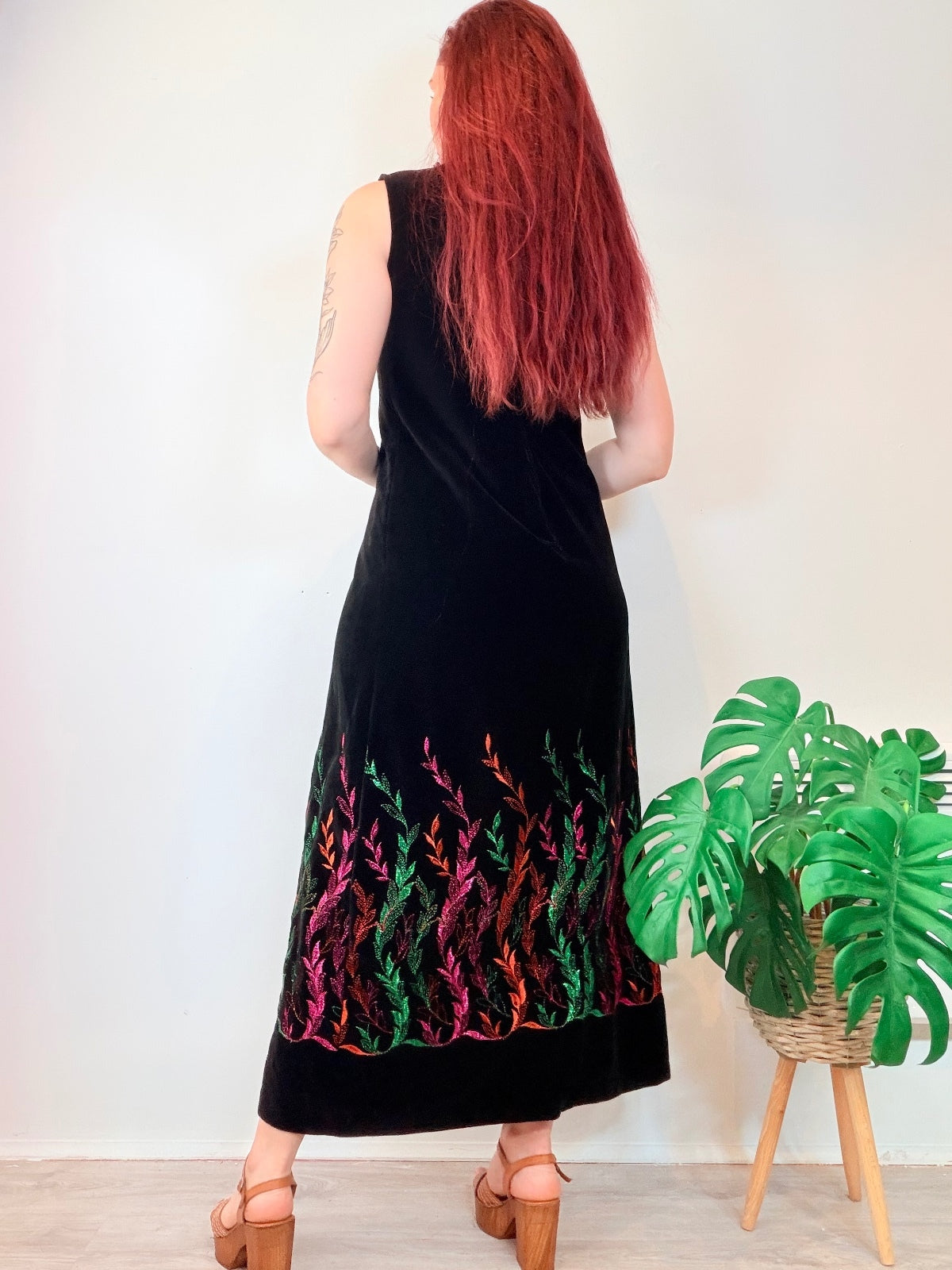 Vintage 1970s Velvet Maxi Dress with Whimsigoth Embroidered Leaf Pattern Size 14