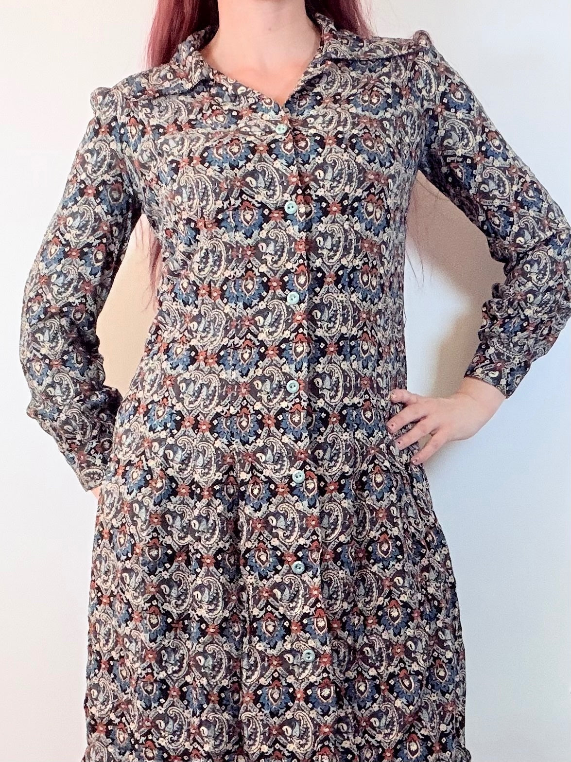 Vintage 1970s Shirt Dress Button Front Patterned Dress with Long Sleeves Size 14