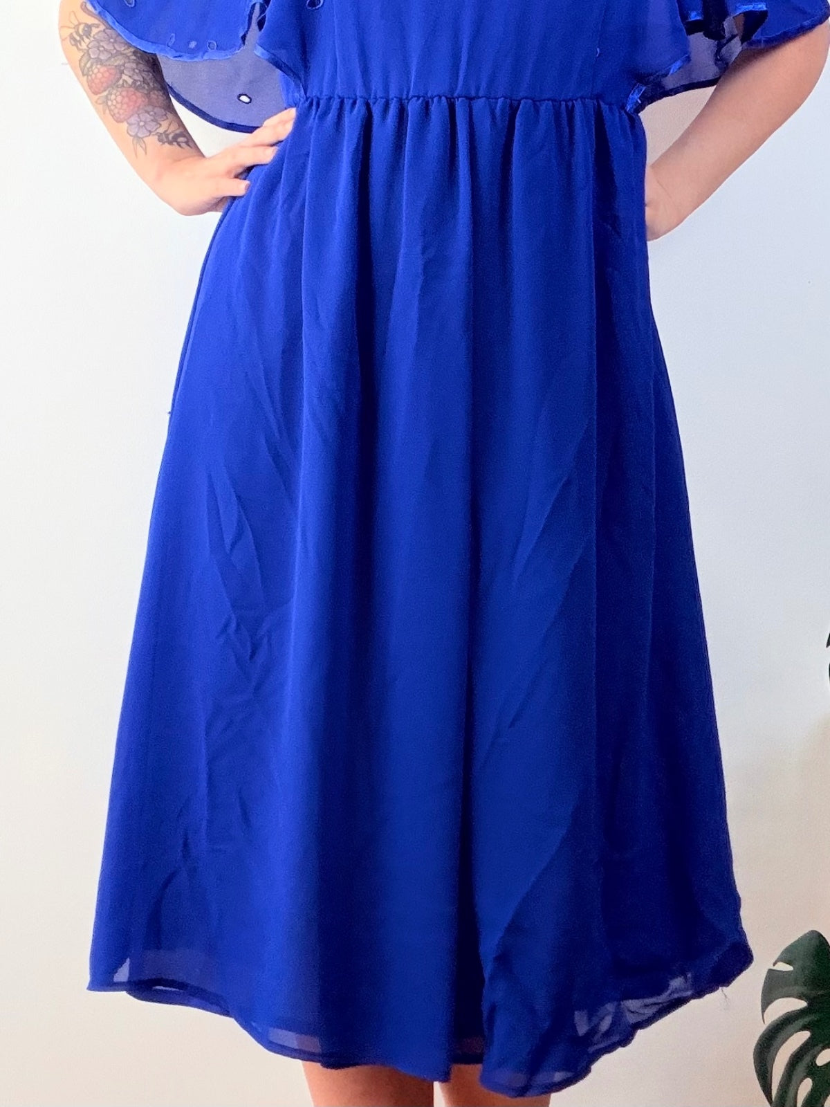 Vintage 1980s Floaty Dress Blue Midi with Eyelet Cape Sleeves Size 14