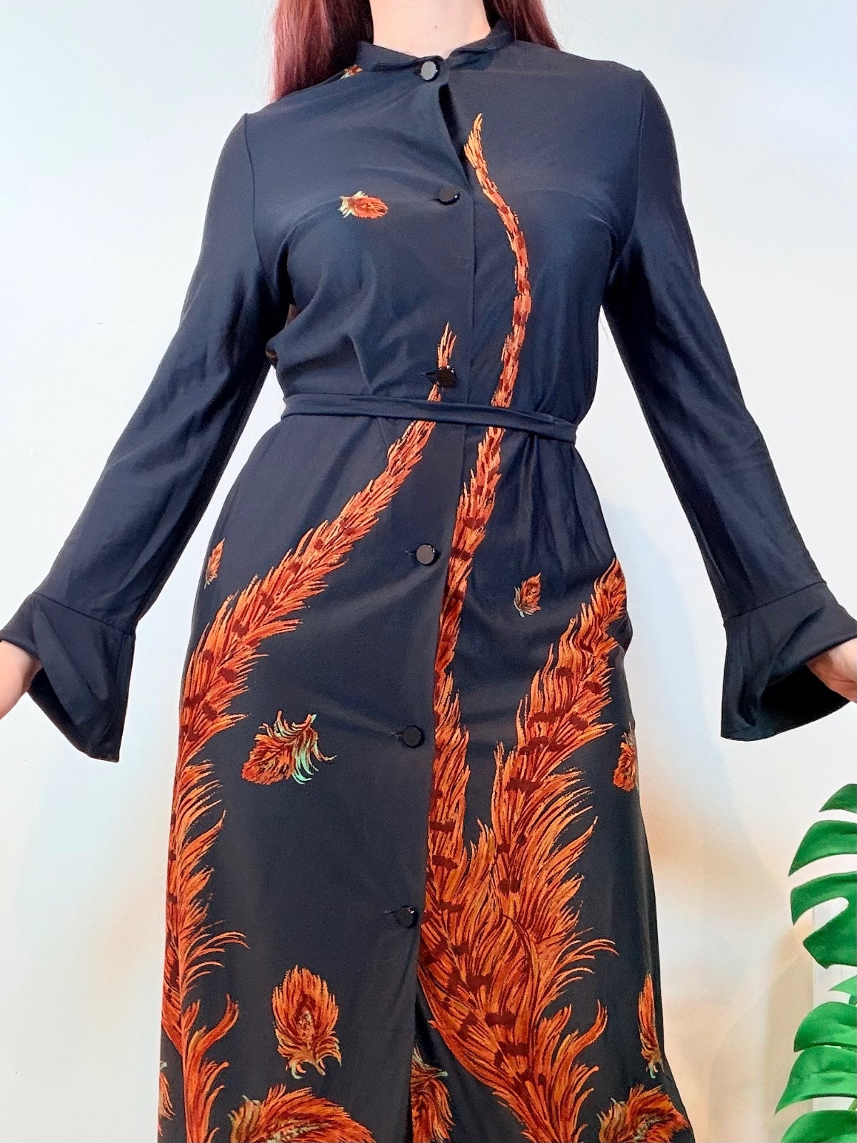 Vintage 1970s Maxi Dress Feather Print Flared Sleeves Black Button Size 10 12