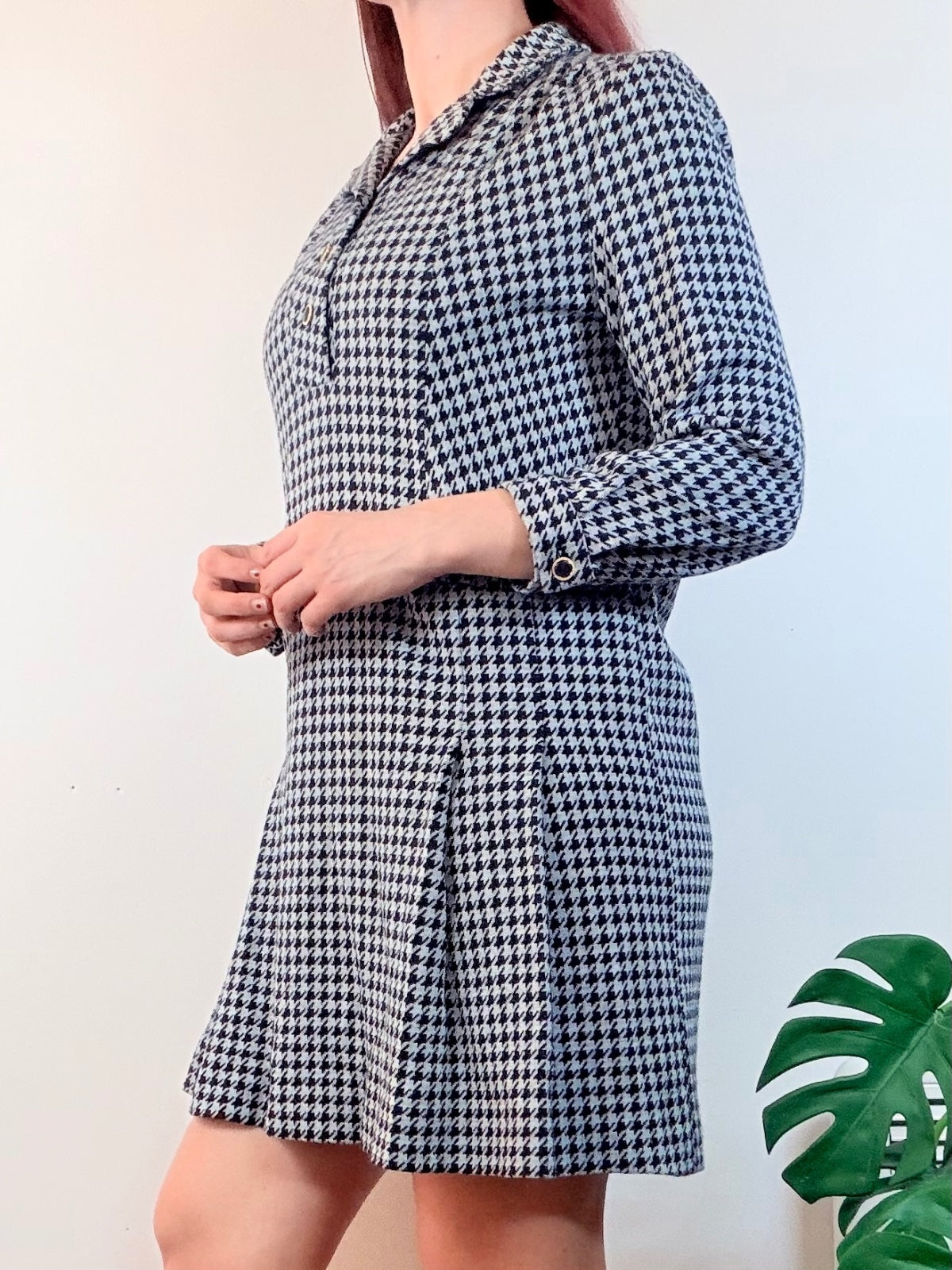 vintage 1960s Shirt Dress Houndstooth Long Sleeve with Collar Size 14 to 16