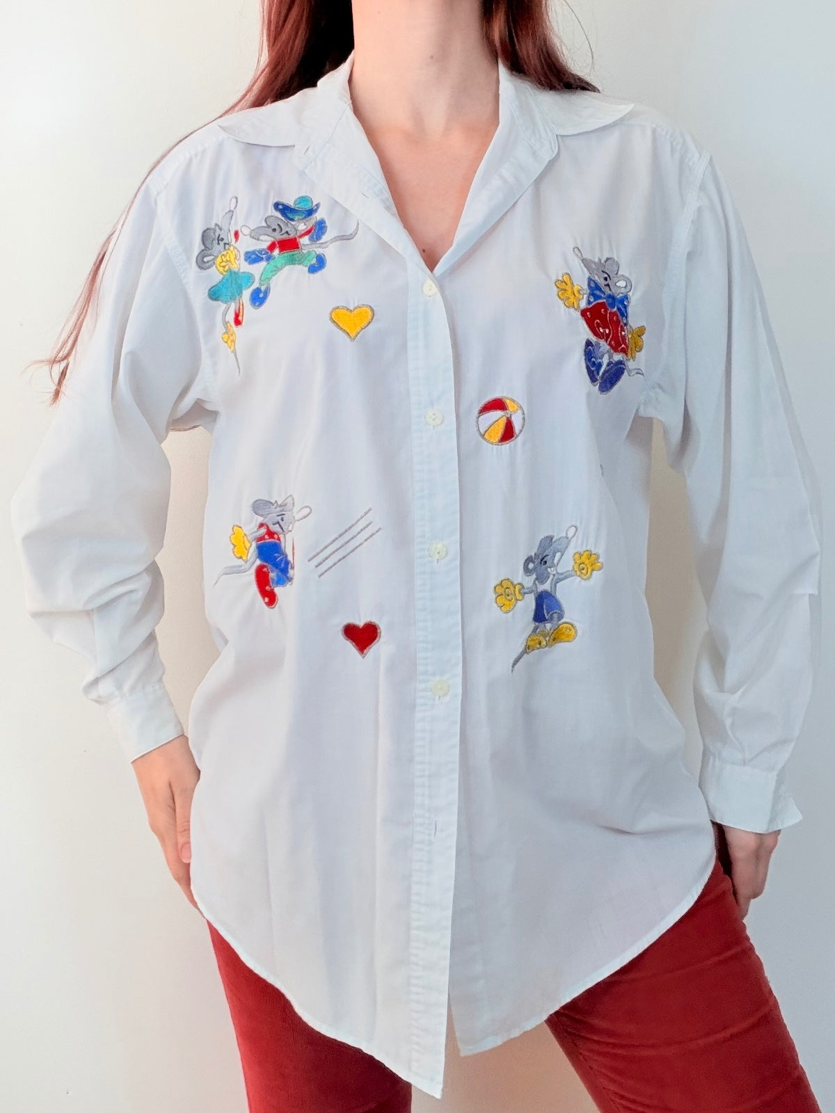 vintage 1980s White Shirt with Retro Embroidered Mice and Hearts Size 16 to 18