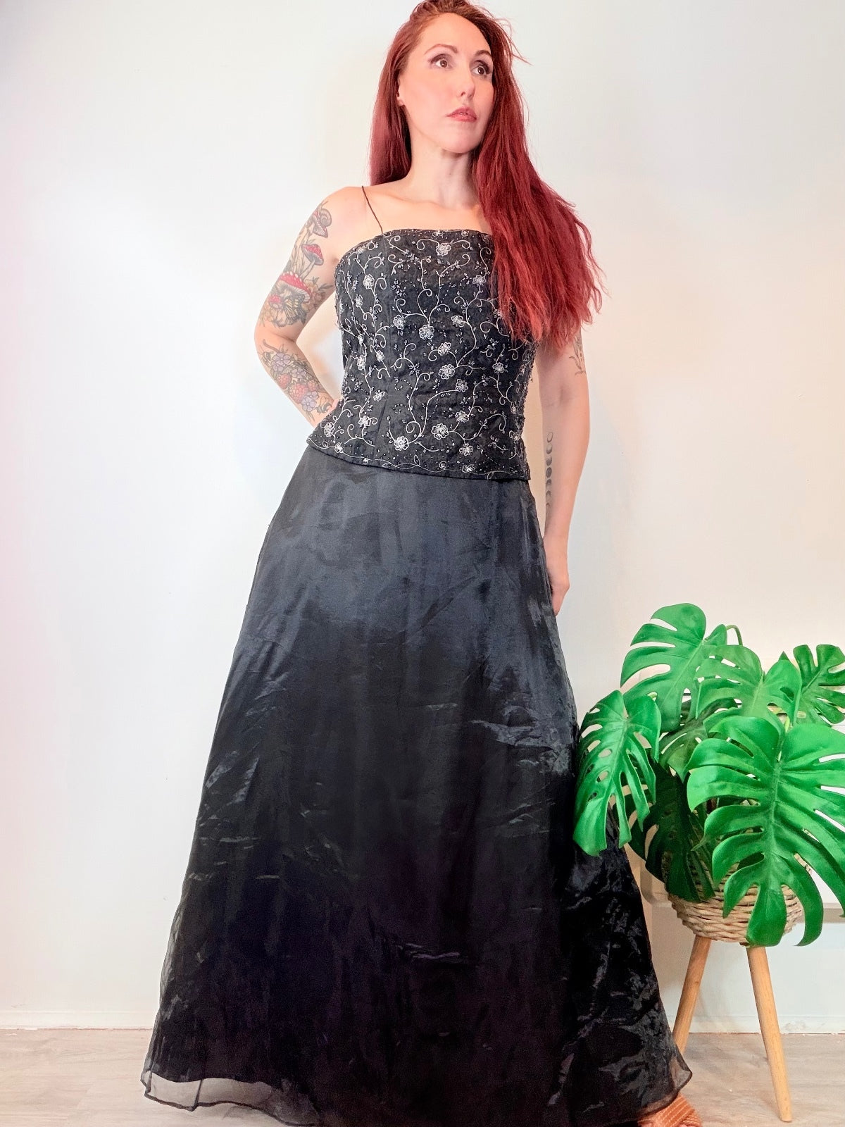 Vintage 1990s Strapless Prom Dress Embroidered Bodice and Flowing Skirt Size 14