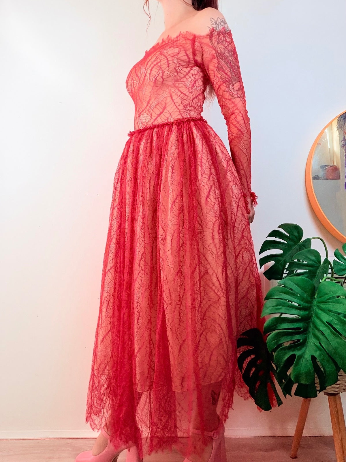 Vintage 1980s cocktail Dress Red Lace Off-Shoulder Maxi Dress Size 10
