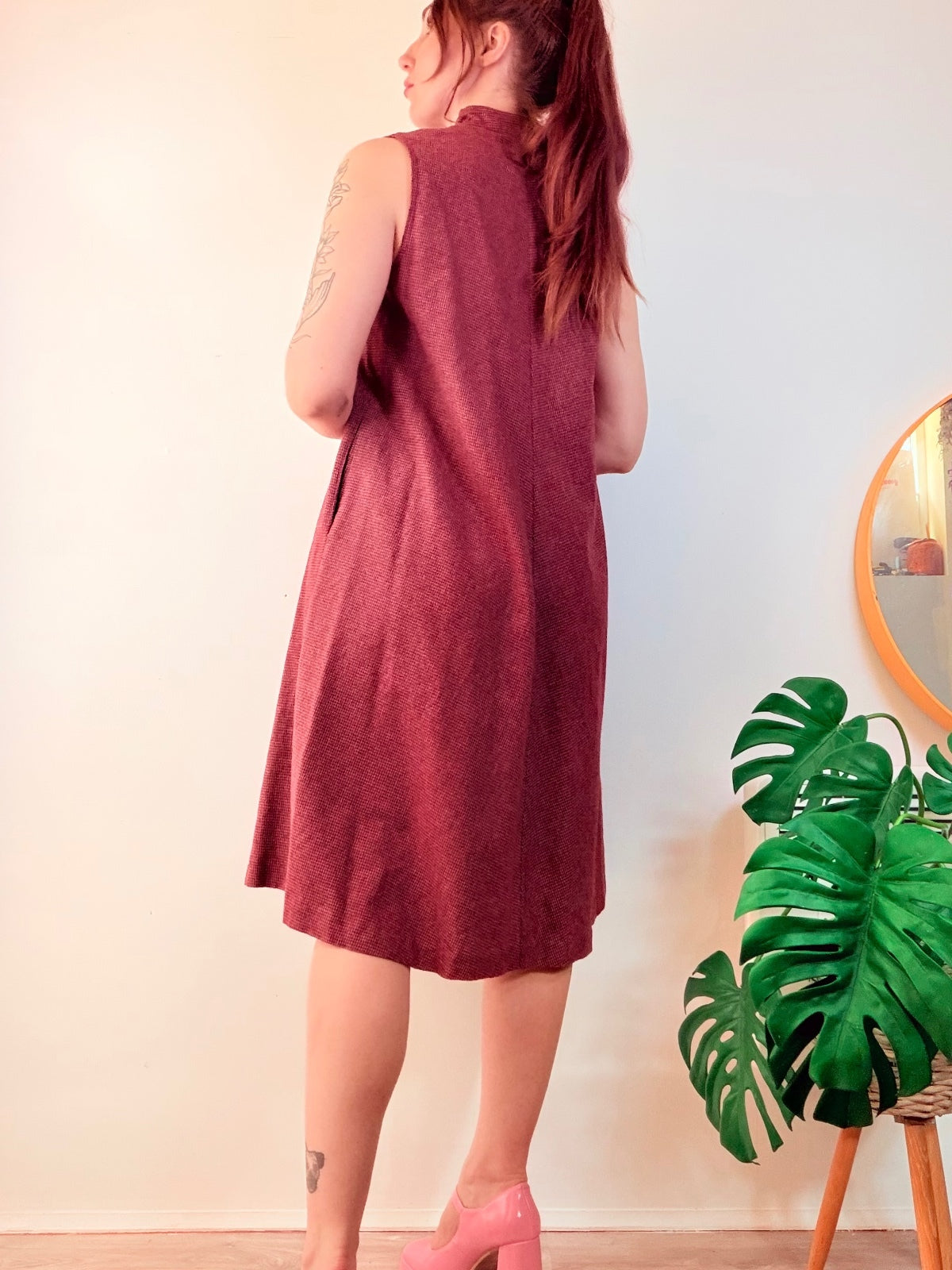 Vintage 1960s Trapeze Dress Sleeveless Burgundy Swing Dress with Pockets Size 14
