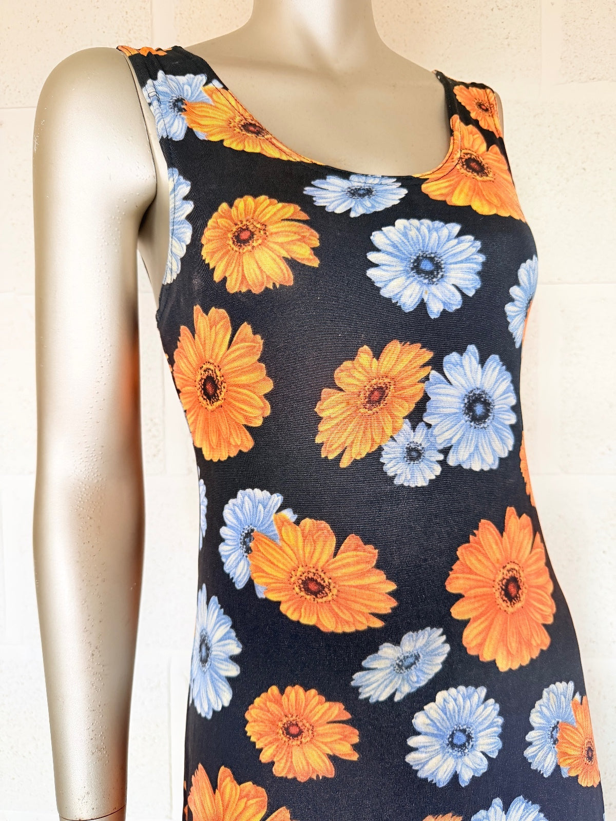 Vintage 1970s long Dress with Orange Retro Floral Print Hippie Festival 10
