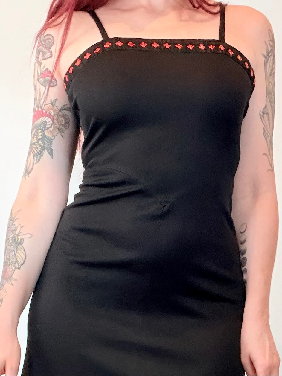 Vintage 1970s Maxi Dress with Red Embroidered Trim and Side Slits Size 8