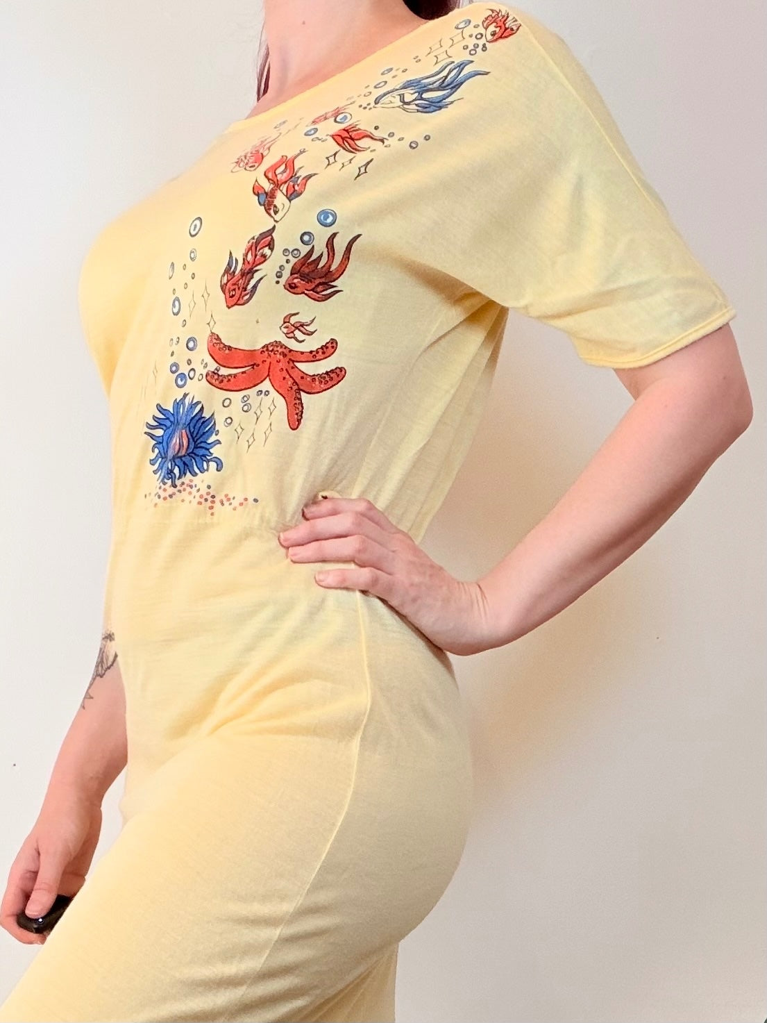 Vintage 1980s Summer Dress Yellow Midi Dress with Retro Fish Print Size 12 to 14