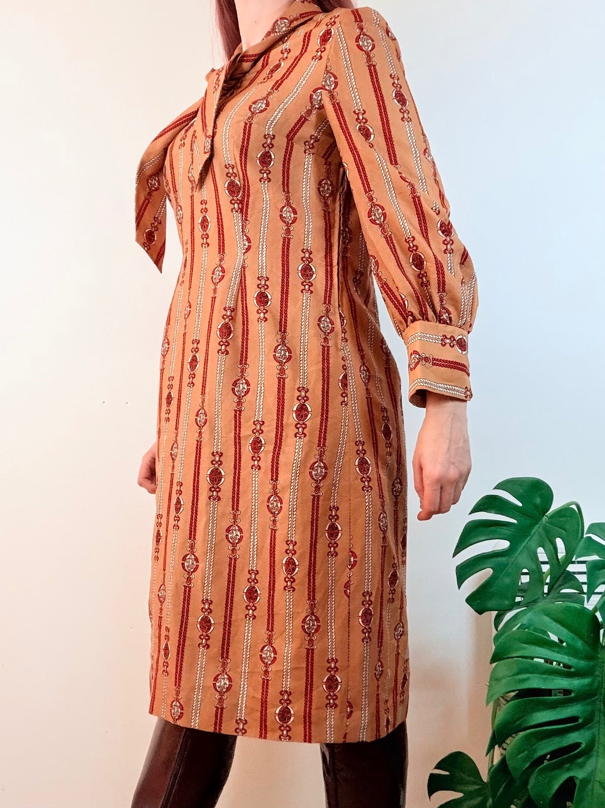Vintage 1970s Shirt Dress with Bow Tie Neck and Long Sleeves Size 14
