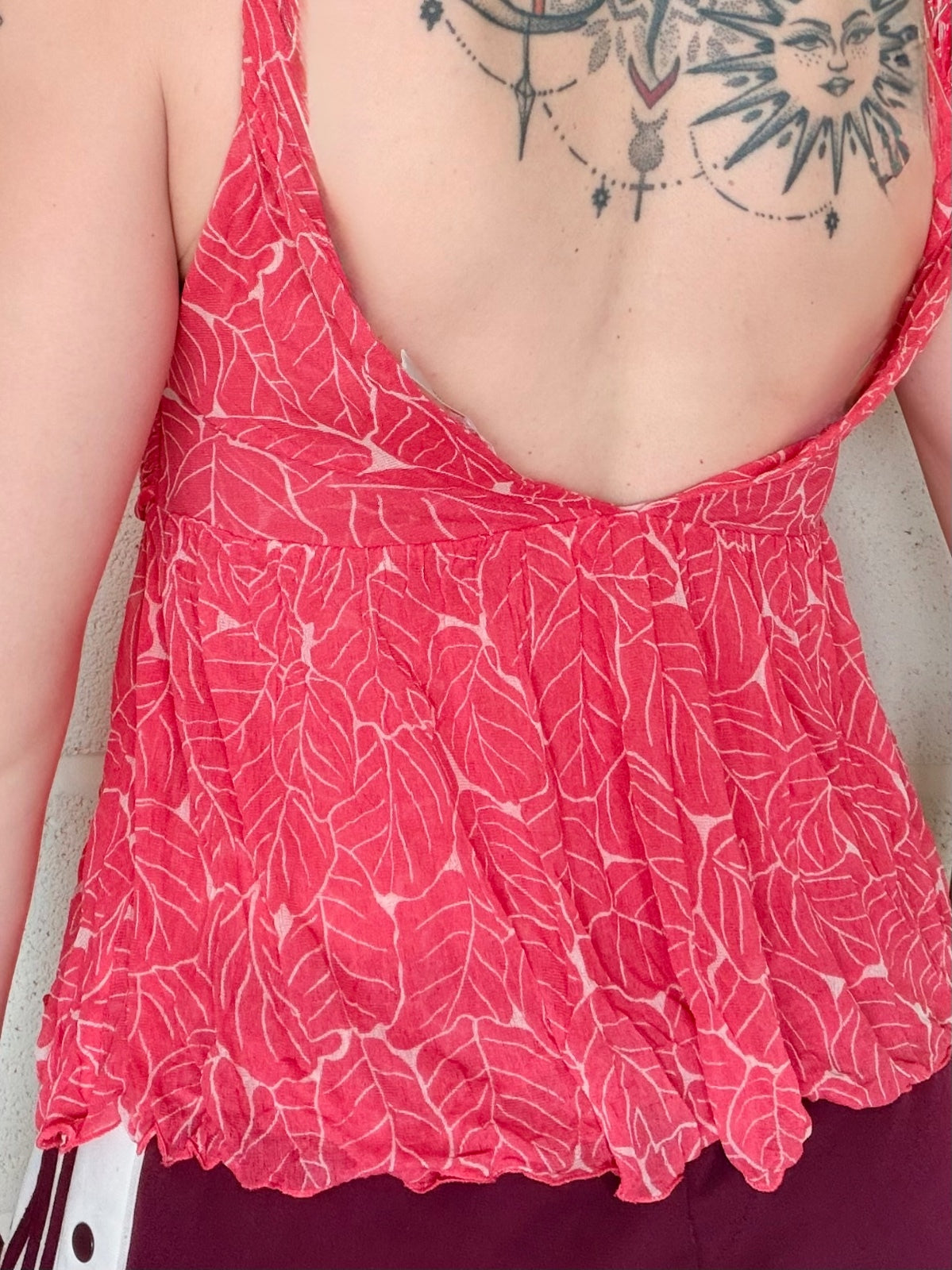 vintage Y2K cami top by Diane Von Furstenberg Pink Leaf Print Silk size M 10 12