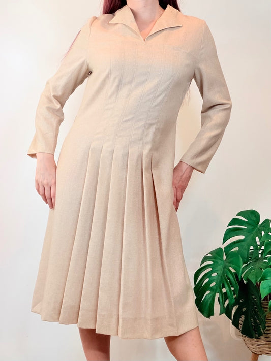 Vintage 1970s Shirt Dress Beige Pleated Midi Long Sleeves and Collar Size 16