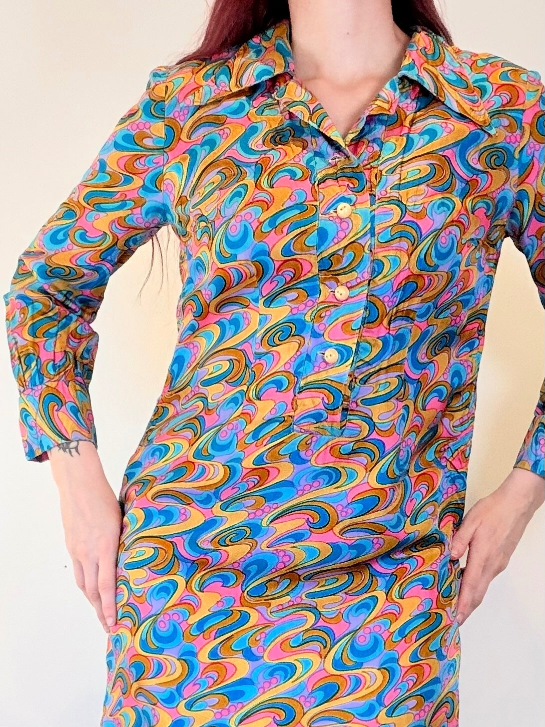 Vintage 1960s Gogo Dress Psychedelic Swirl Mini Dress Size 14
