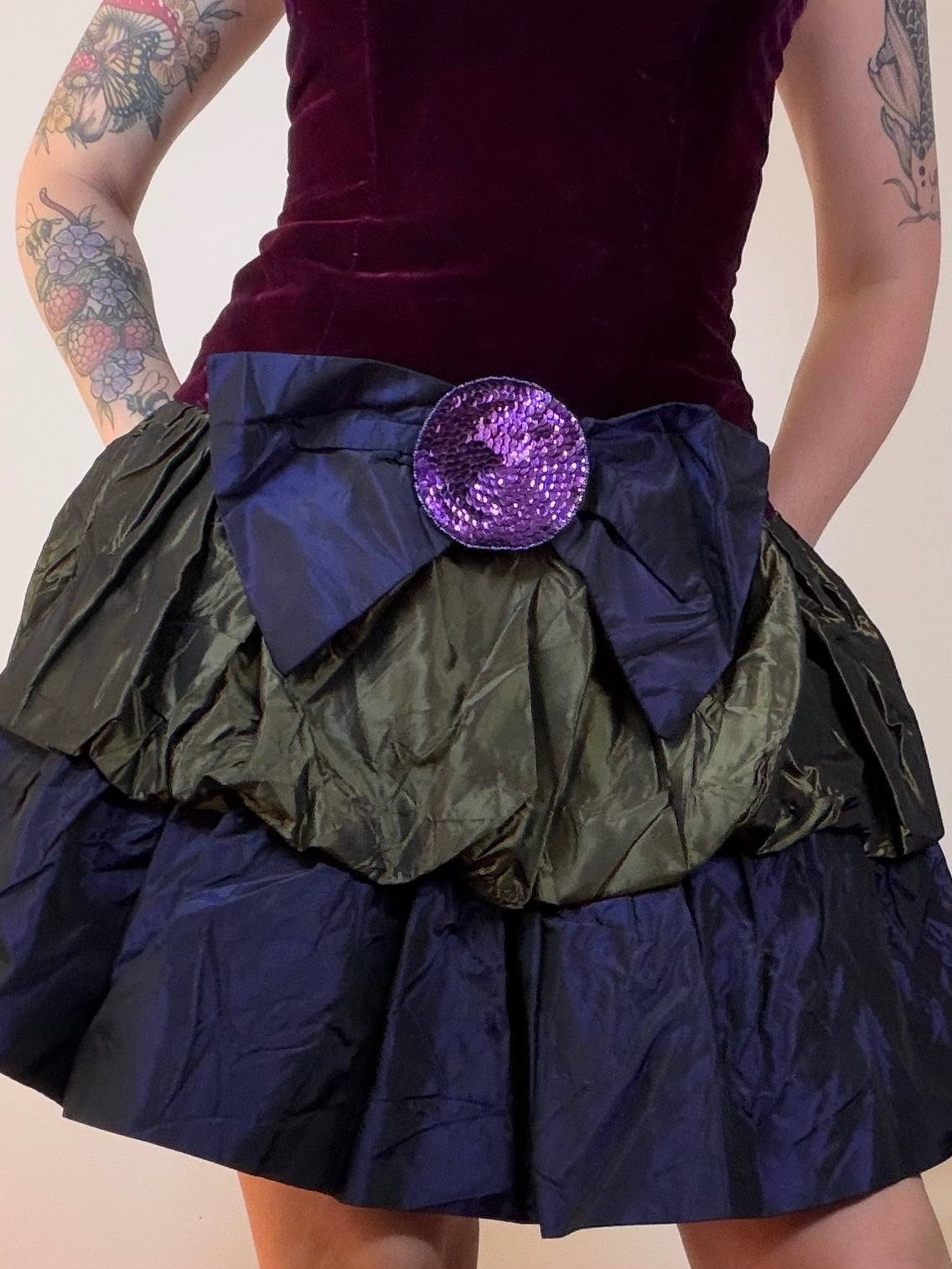 Vintage 1980s Party Dress Purple Velvet Taffeta with Bow Accent Size 10
