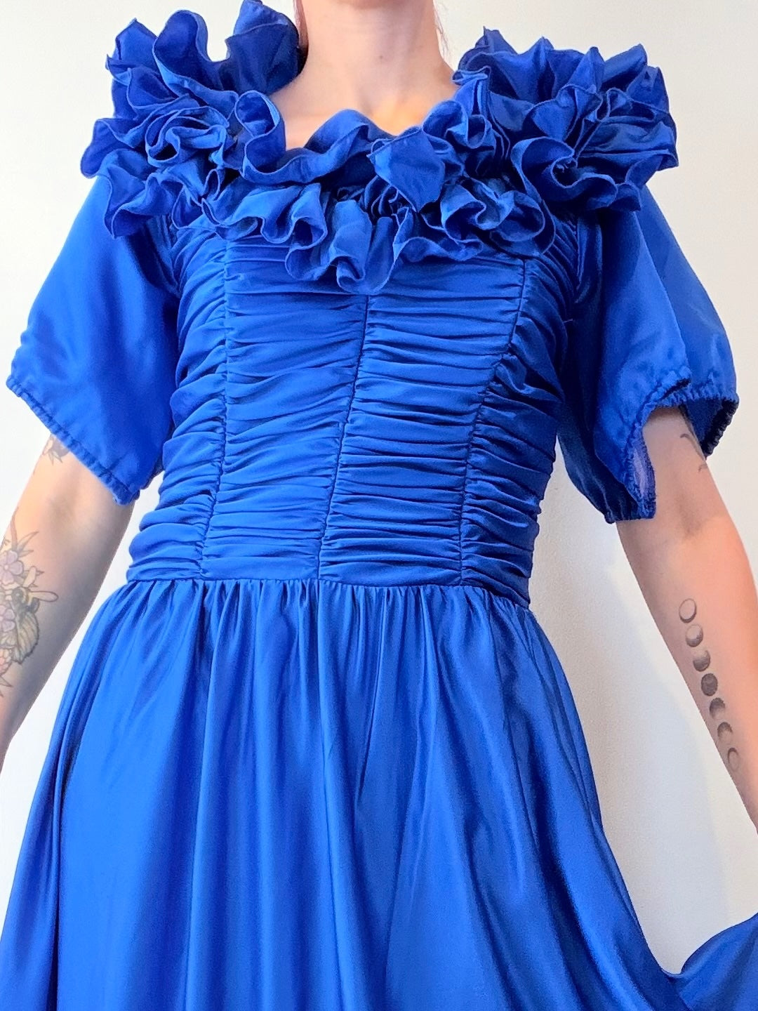 Vintage 1980s Ball Gown Evening Ruffled Maxi Dress with Puff Sleeves Size 12