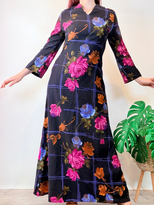 Vintage 1970s Maxi Dress Cotton Bold Floral Print and Flared Sleeves Size 14