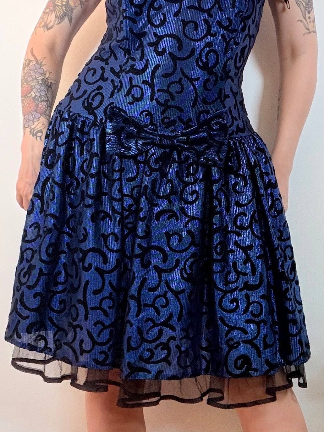 Vintage 1980s Party Dress Navy Blue Velvet Whimsigoth with Bow Detail Size 14
