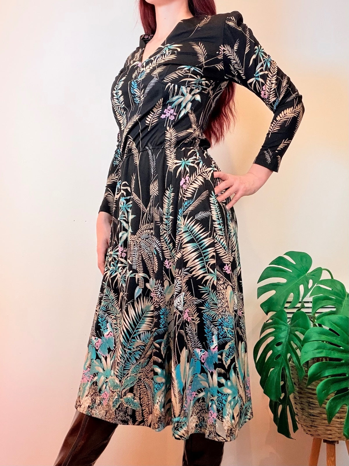 Vintage 1970s Shirt Dress Black Midi Dress with Tropical Botanical Print Size 16