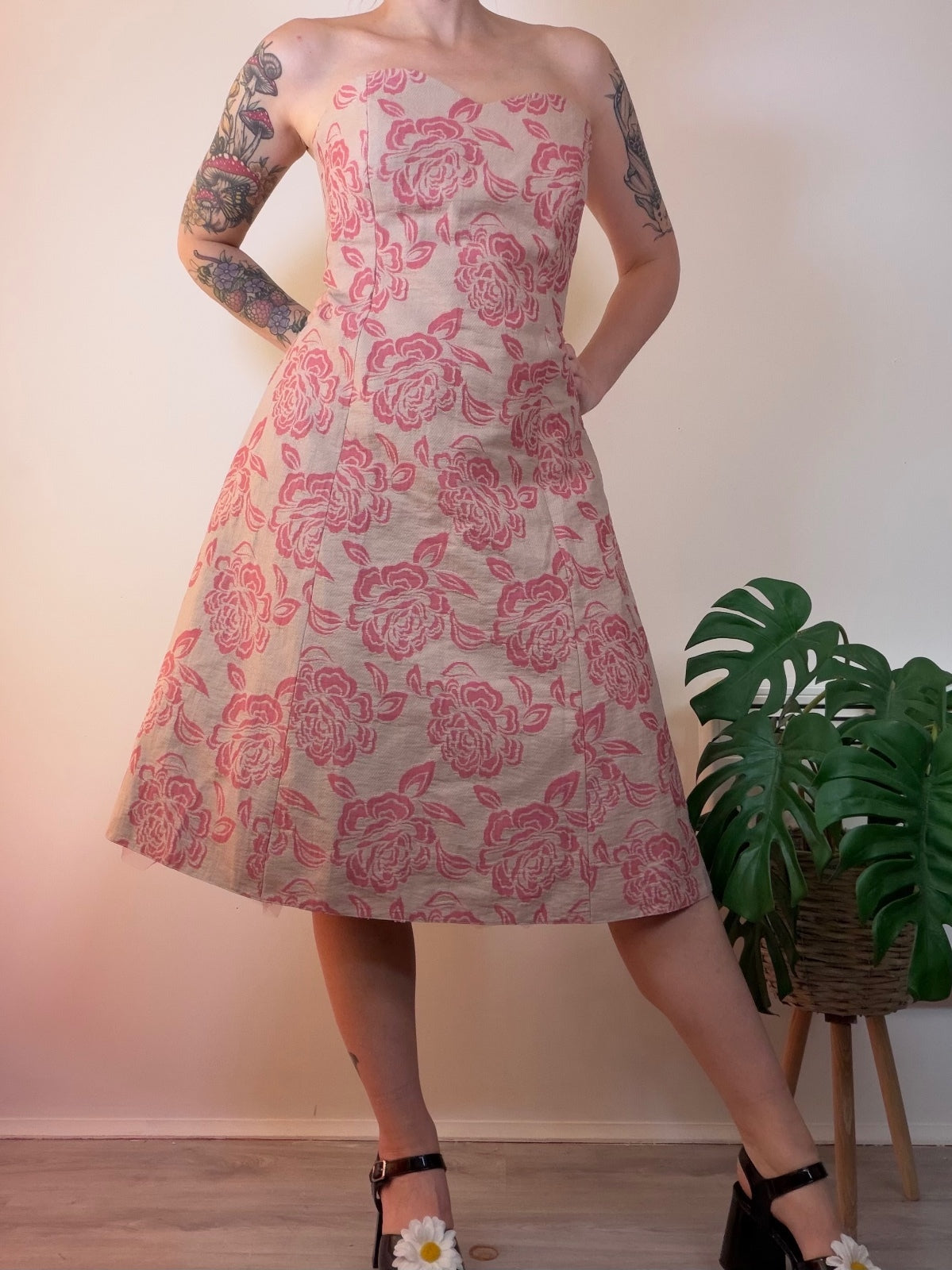 Strapless Floral Midi Dress with Pink Roses on Beige By Roman Size 14