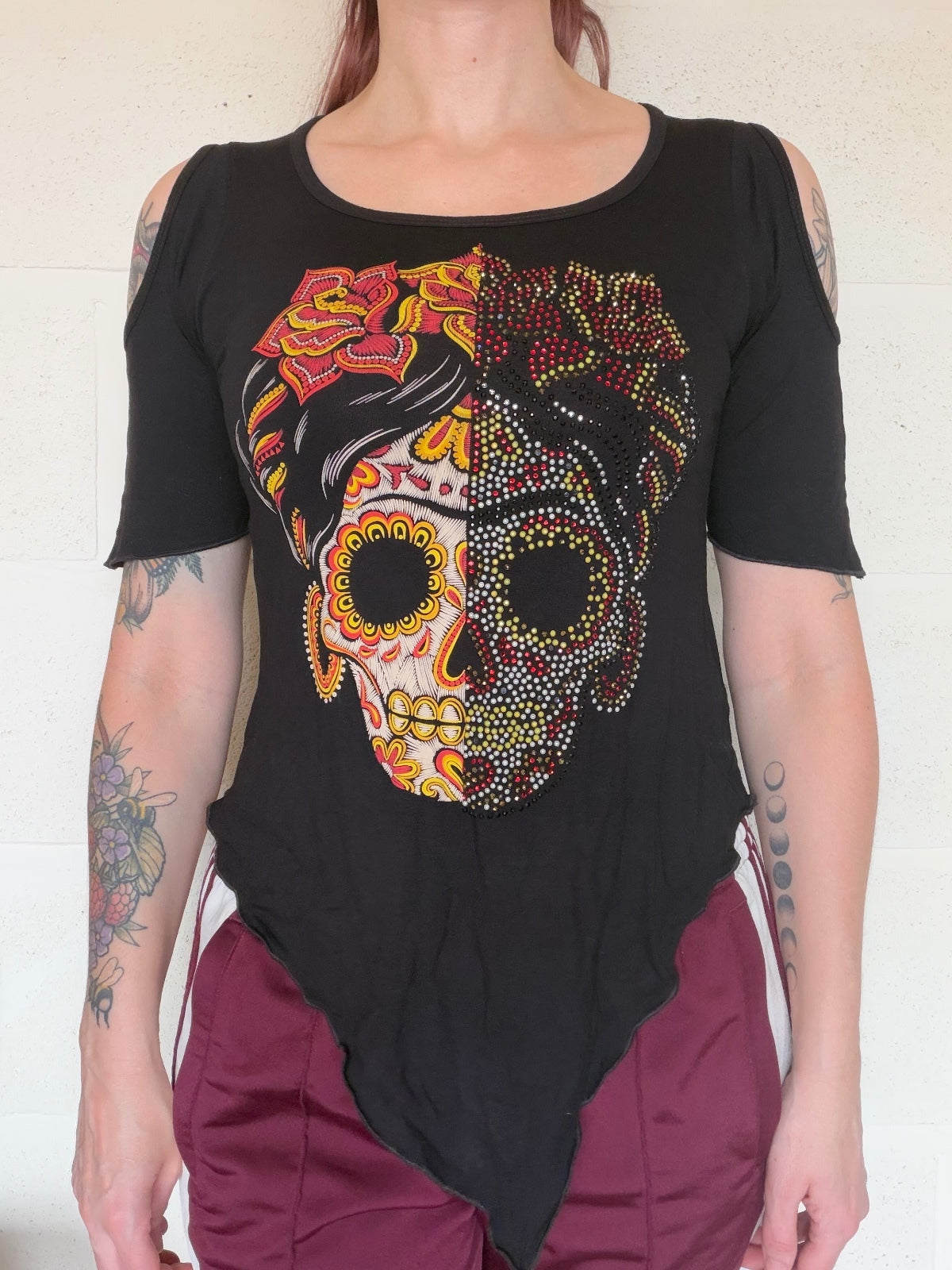 Vintage Y2k Skull Top Black Cold Shoulder Embellished Asymmetrical Tee size S