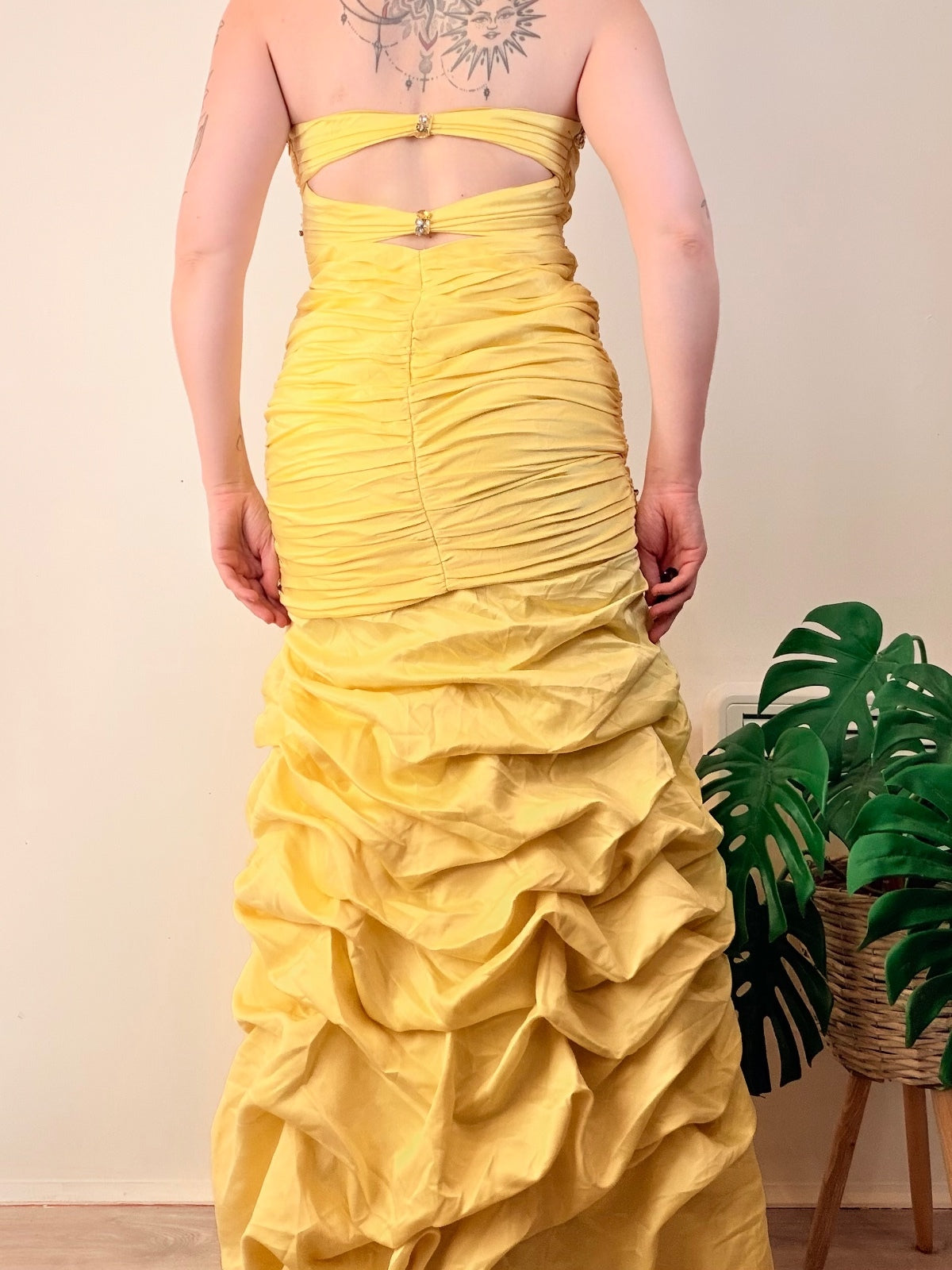Vintage Evening Gown with Embellishments Yellow Strapless Ruffled Size 10