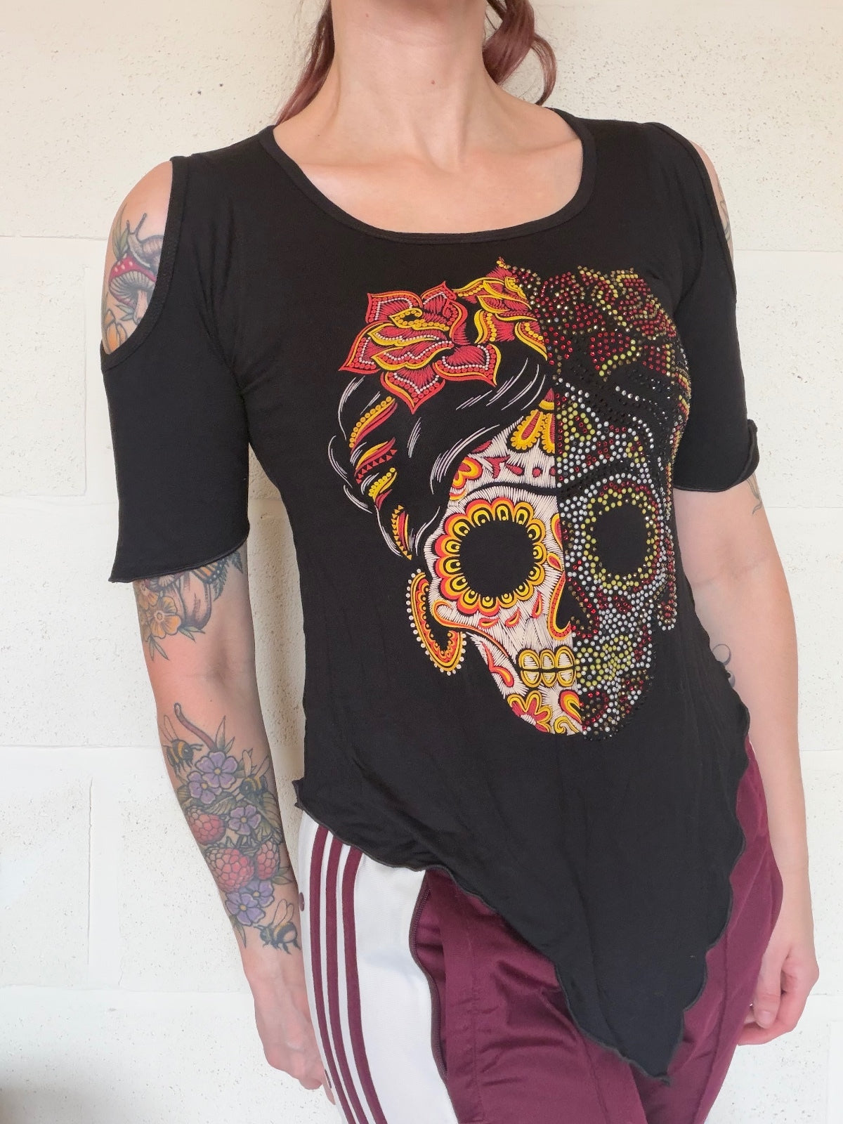 Vintage Y2k Skull Top Black Cold Shoulder Embellished Asymmetrical Tee size S
