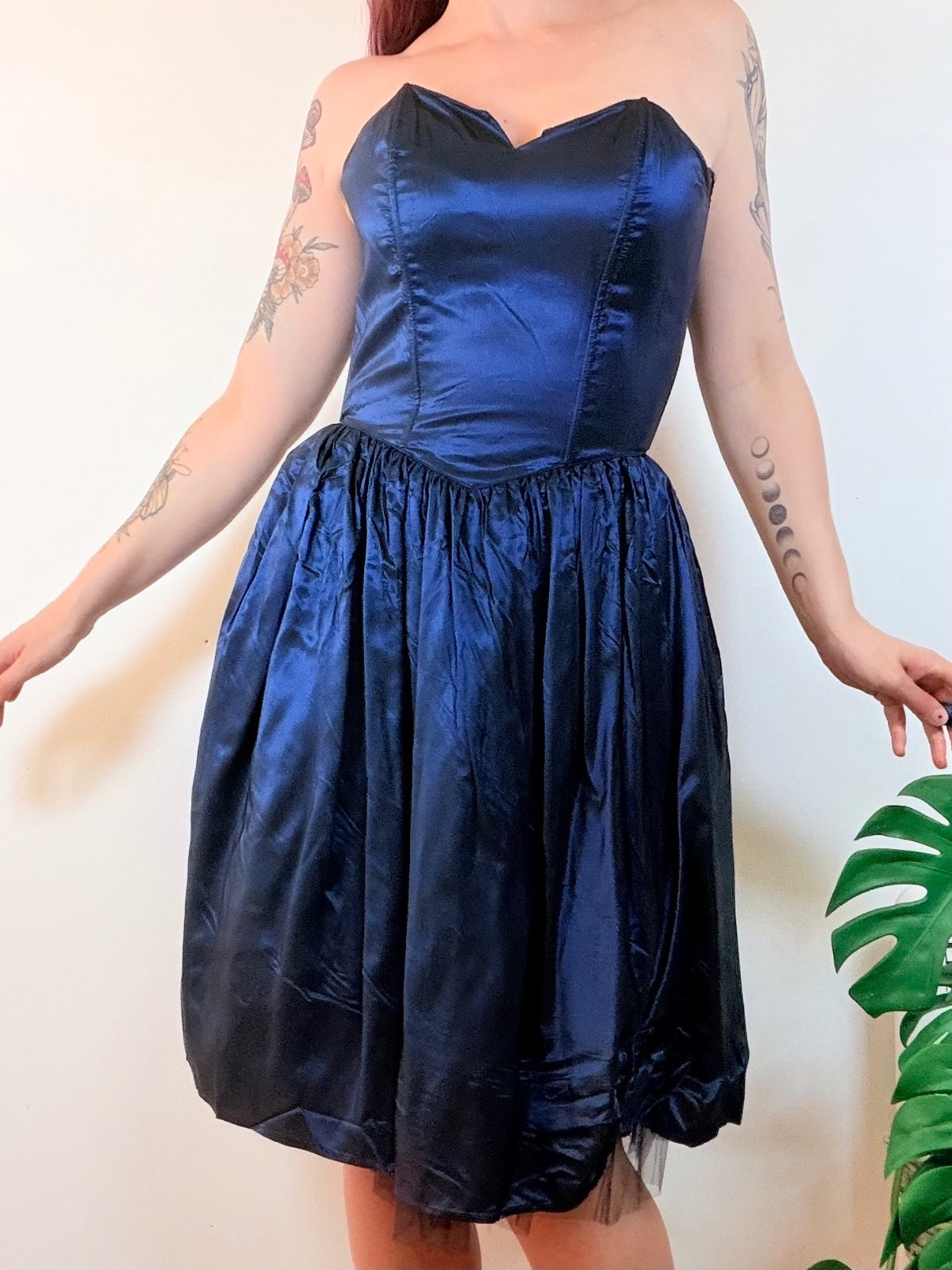 Vintage 1980s Party Dress Navy Blue Satin Like Strapless Prom Dress Size 10
