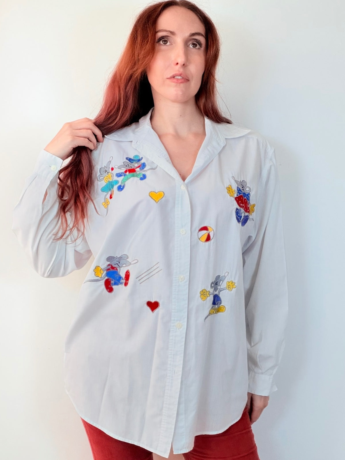 vintage 1980s White Shirt with Retro Embroidered Mice and Hearts Size 16 to 18