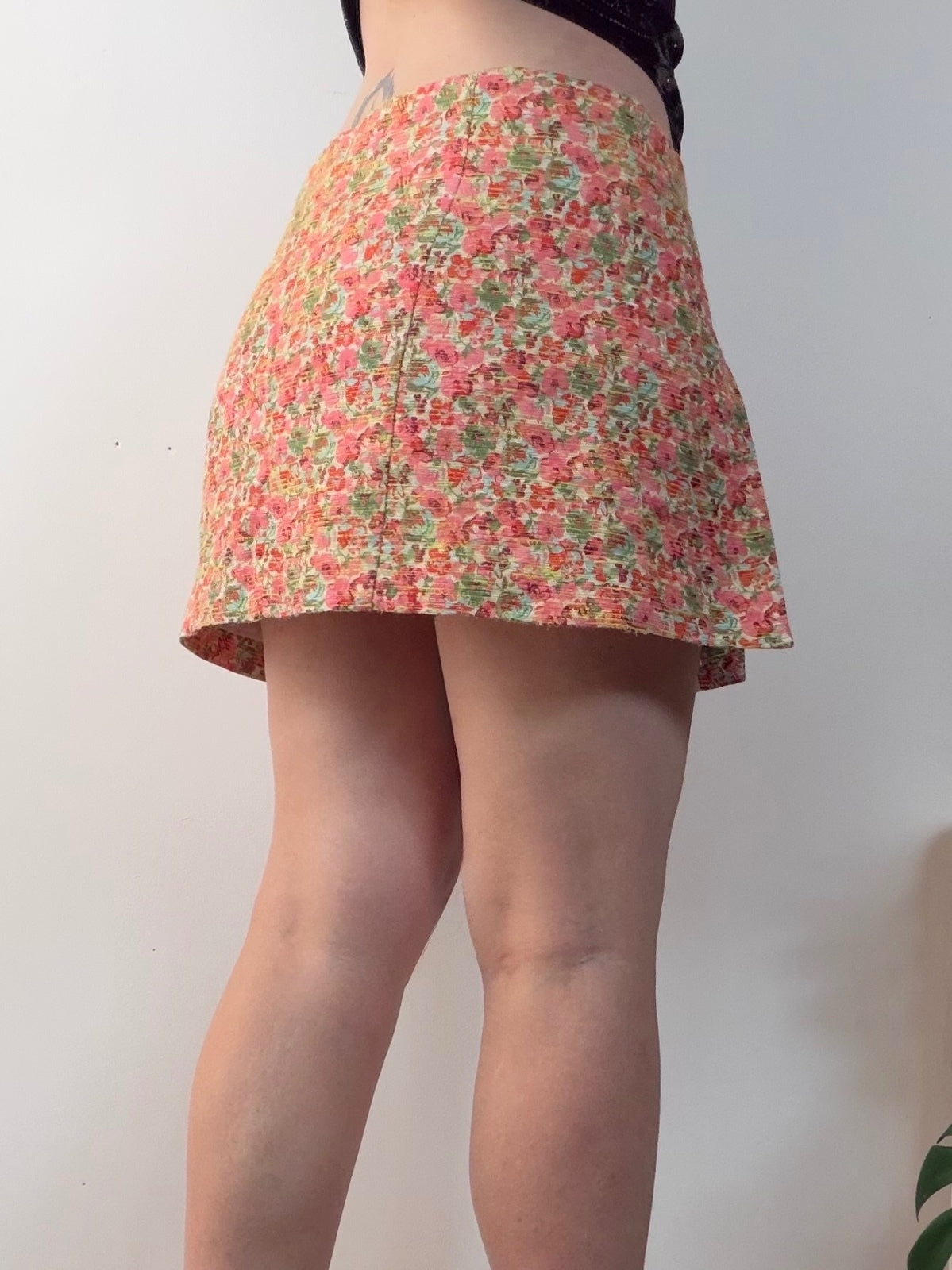 Floral Pleated Mini Skirt by Topshop Size 12 Y2K Style Low size Skirt