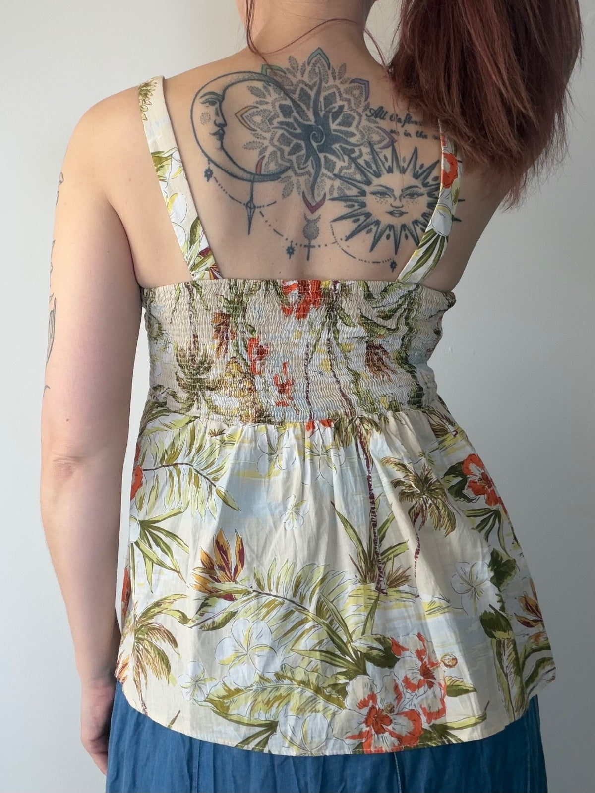 Hawaiian Holiday strappy Top Tropical Floral Tie Front Summer Top Size 10