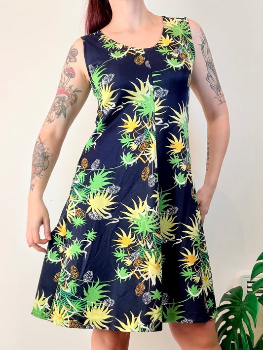 Vintage 1980s Sun Dress Sleeveless A-Line Dress with Tropical Print Size 10