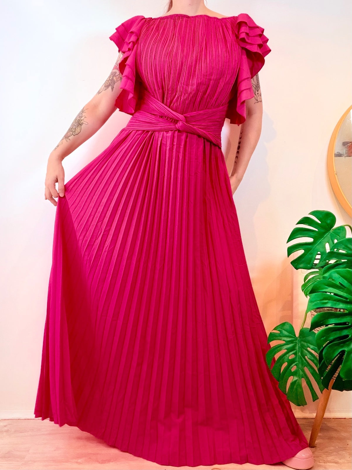 Vintage 1980s Maxi Dress Pleated with Ruffle Sleeves and Waist Tie Size 14