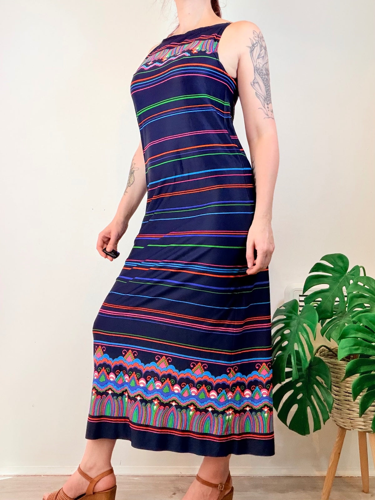 Vintage 1970s Maxi Dress Blue with Stripes and Psychedelic Pattern Size 12