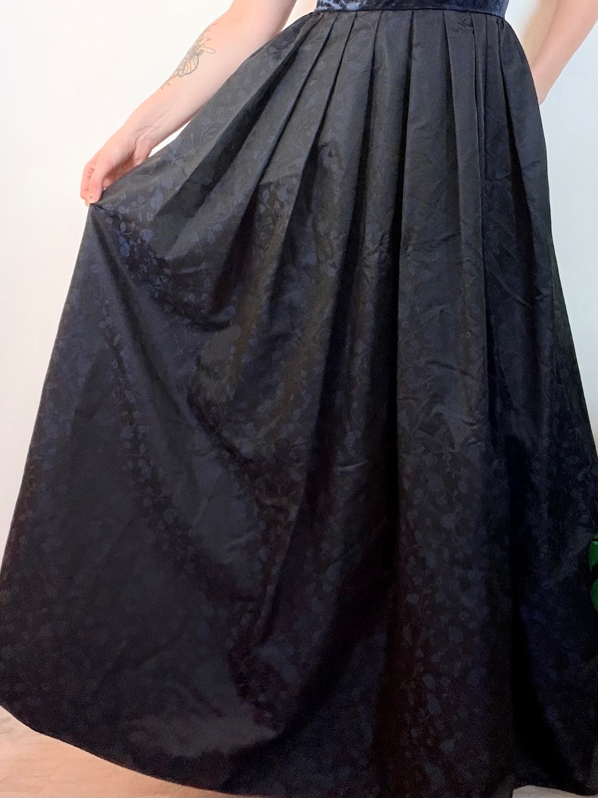 Vintage 1990s Cocktail Dress Velvet and Jacquard Maxi with Pleated Skirt Size 12