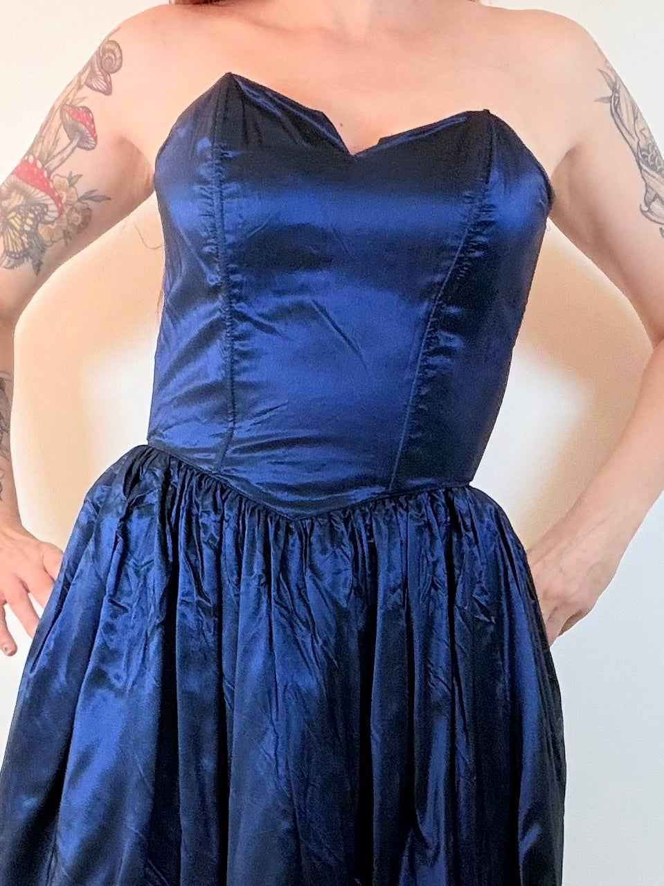 Vintage 1980s Party Dress Navy Blue Satin Like Strapless Prom Dress Size 10